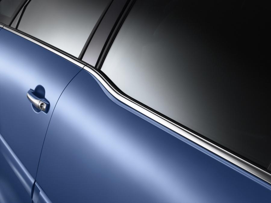  Citroen C4 Picasso 2011 года  (фото 11 из 13)